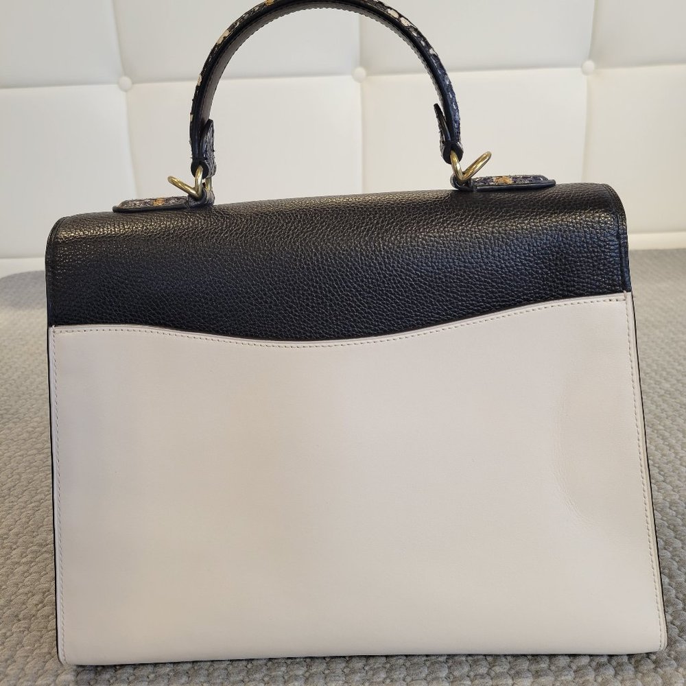 ❤️SOLD❤️ Coach Tabby Top Handle - Picture 2 of 13